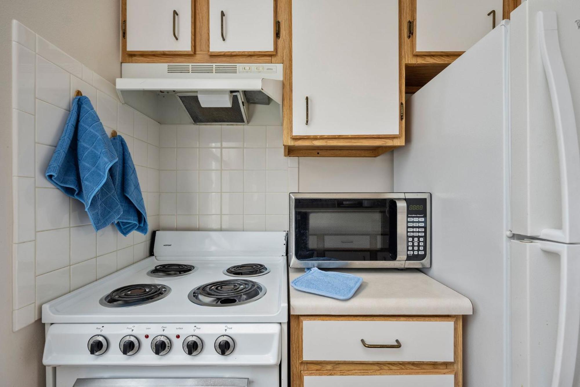Affordable Suites Conover / Hickory Exterior photo