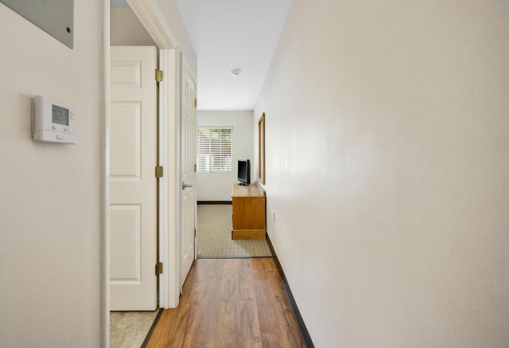 Affordable Suites Conover / Hickory Exterior photo